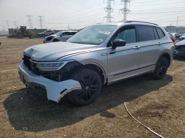 3VV8B7AX5NM138429 2022 VOLKSWAGEN TIGUAN - Image 1