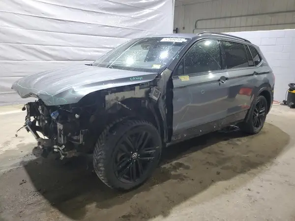 3VV8B7AX6NM026562 2022 VOLKSWAGEN TIGUAN - Image 1