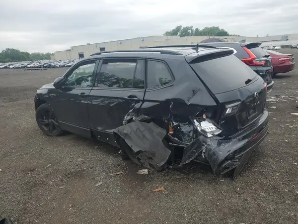3VV8B7AX6RM109348 2024 VOLKSWAGEN TIGUAN - Image 2