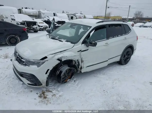 3VV8B7AX6RM115716 2024 VOLKSWAGEN TIGUAN - Image 2