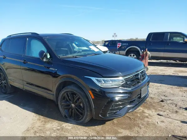 3VV8B7AX7NM011617 2022 VOLKSWAGEN TIGUAN - Image 1