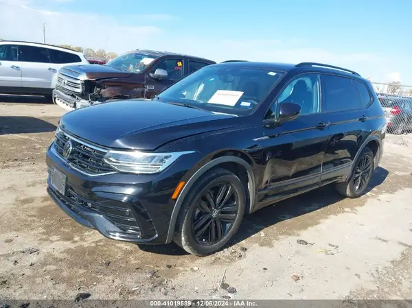 3VV8B7AX7NM011617 2022 VOLKSWAGEN TIGUAN - Image 2