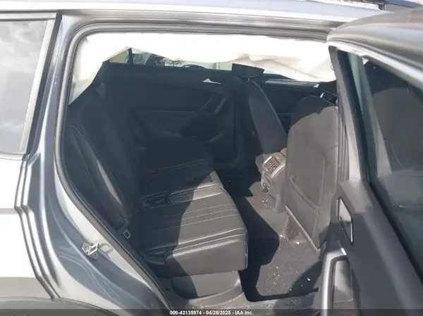 3VV8B7AX7NM030703 2022 VOLKSWAGEN TIGUAN - Image 8