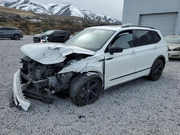 3VV8B7AX7PM004086 2023 VOLKSWAGEN TIGUAN - Image 1