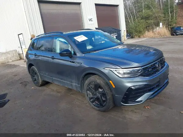 3VV8B7AX7RM060631 2024 VOLKSWAGEN TIGUAN - Image 1