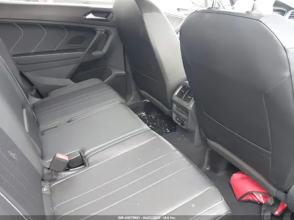 3VV8B7AX7RM081396 2024 VOLKSWAGEN TIGUAN - Image 8