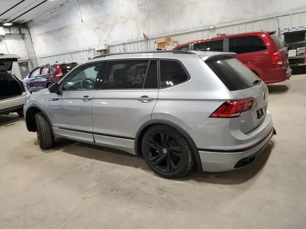 3VV8B7AX7RM149230 2024 VOLKSWAGEN TIGUAN - Image 2