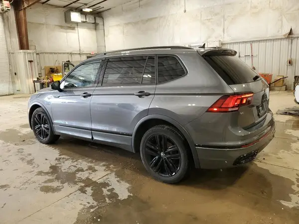 3VV8B7AX8NM007902 2022 VOLKSWAGEN TIGUAN - Image 2