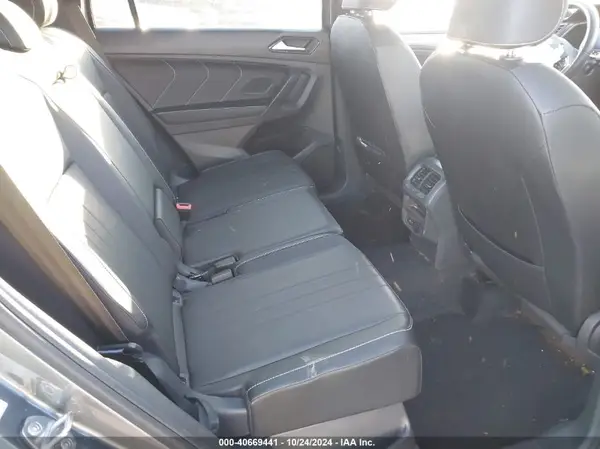 3VV8B7AX8PM013931 2023 VOLKSWAGEN TIGUAN - Image 8