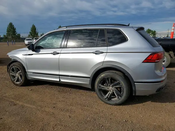 3VV8B7AX8PM114192 2023 VOLKSWAGEN TIGUAN - Image 2