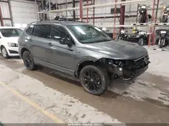 3VV8B7AX9NM103988 2022 VOLKSWAGEN TIGUAN