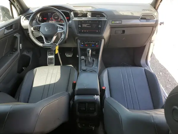 3VV8B7AX9NM171563 2022 VOLKSWAGEN TIGUAN - Image 8