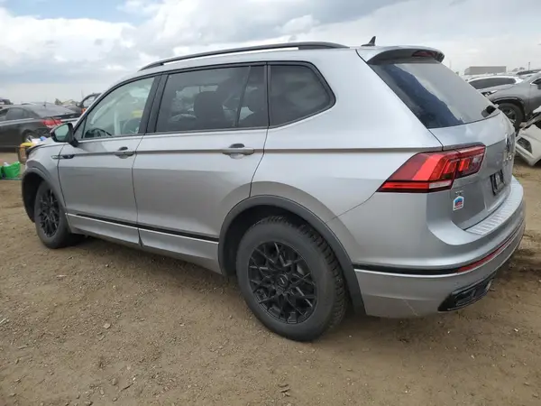 3VV8B7AX9RM002648 2024 VOLKSWAGEN TIGUAN - Image 2