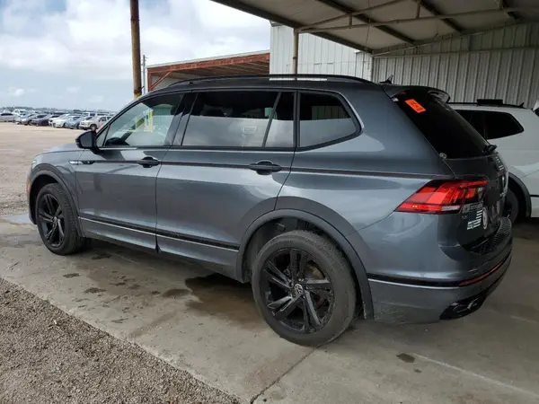 3VV8B7AX9RM115595 2024 VOLKSWAGEN TIGUAN - Image 2