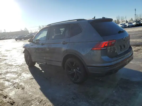 3VV8B7AX9RM129190 2024 VOLKSWAGEN TIGUAN - Image 2