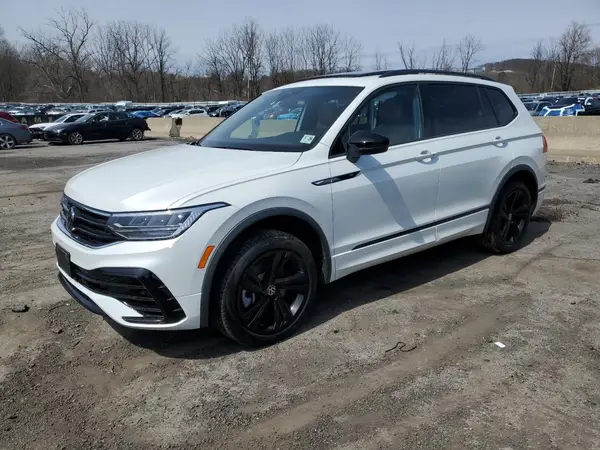 3VV8B7AX9RM132901 2024 VOLKSWAGEN TIGUAN - Image 1