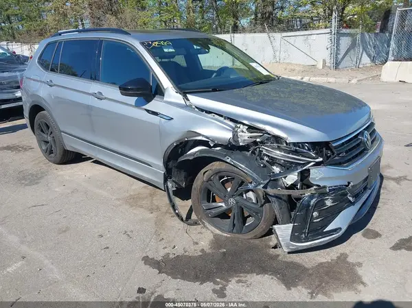 3VV8B7AX9RM196257 2024 VOLKSWAGEN TIGUAN - Image 1