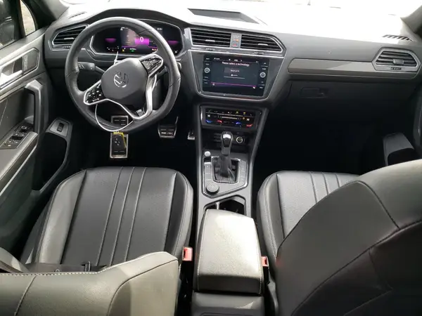 3VV8B7AXXNM106110 2022 VOLKSWAGEN TIGUAN - Image 8