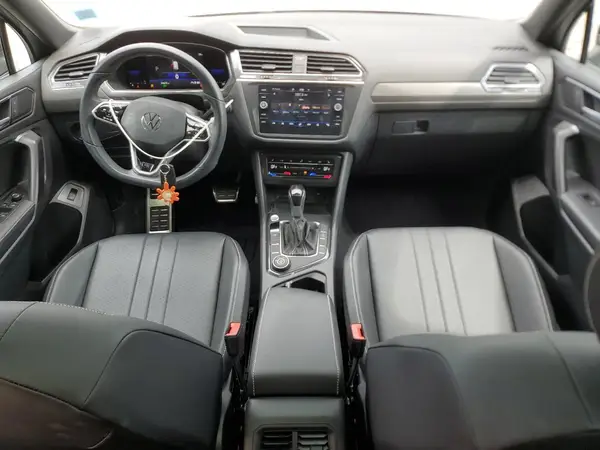 3VV8B7AXXNM146851 2022 VOLKSWAGEN TIGUAN - Image 8