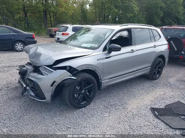 3VV8B7AXXRM024125 2024 VOLKSWAGEN TIGUAN - Image 2