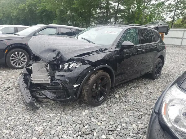 3VV8B7AXXRM124760 2024 VOLKSWAGEN TIGUAN - Image 1