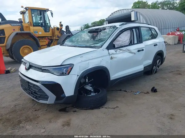 3VV8C7B21SM082999 2025 VOLKSWAGEN TAOS - Image 2