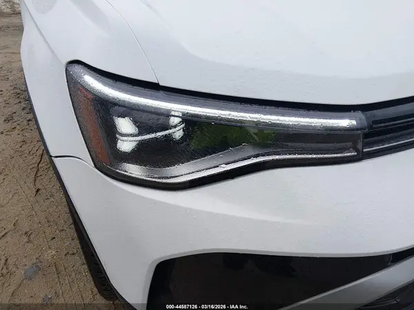 3VV8C7B22SM082879 2025 VOLKSWAGEN TAOS - Image 1