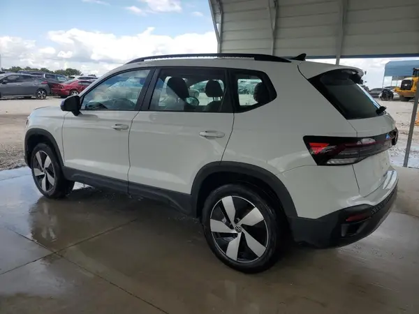 3VV8C7B23SM008726 2025 VOLKSWAGEN TAOS - Image 2