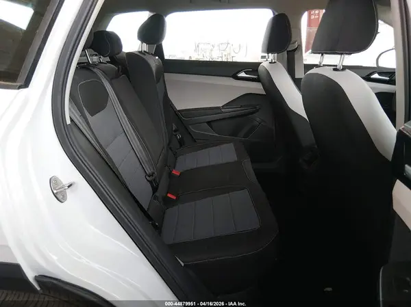 3VV8C7B23SM045033 2025 VOLKSWAGEN TAOS - Image 8