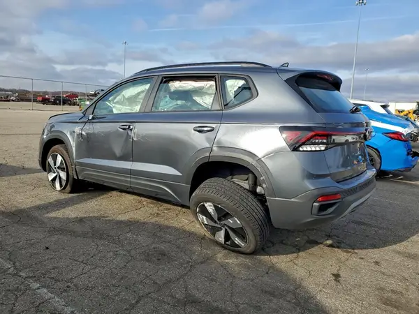 3VV8C7B23SM078436 2025 VOLKSWAGEN TAOS - Image 2