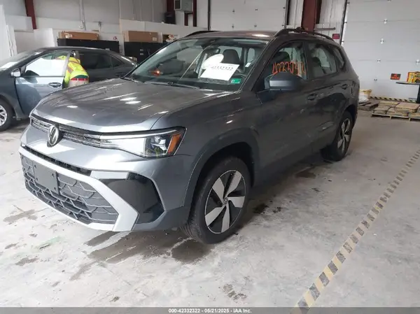 3VV8C7B24SM030914 2025 VOLKSWAGEN TAOS - Image 2
