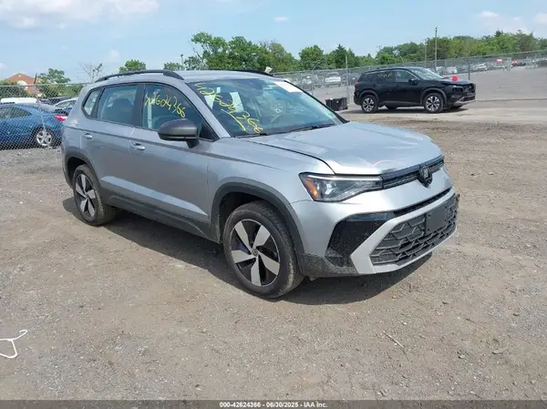 3VV8C7B24SM041217 2025 VOLKSWAGEN TAOS - Image 1