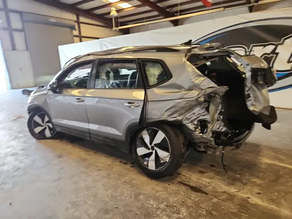 3VV8C7B25SM030680 2025 VOLKSWAGEN TAOS - Image 2