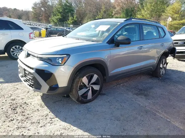 3VV8C7B25SM034308 2025 VOLKSWAGEN TAOS - Image 2