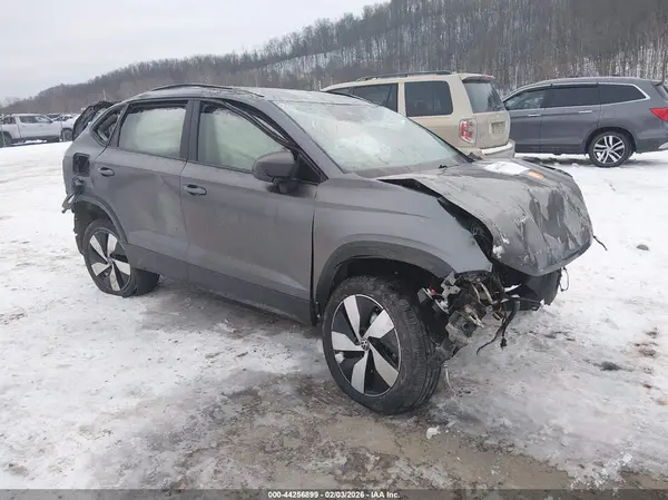 3VV8C7B26SM014729 2025 VOLKSWAGEN TAOS - Image 1