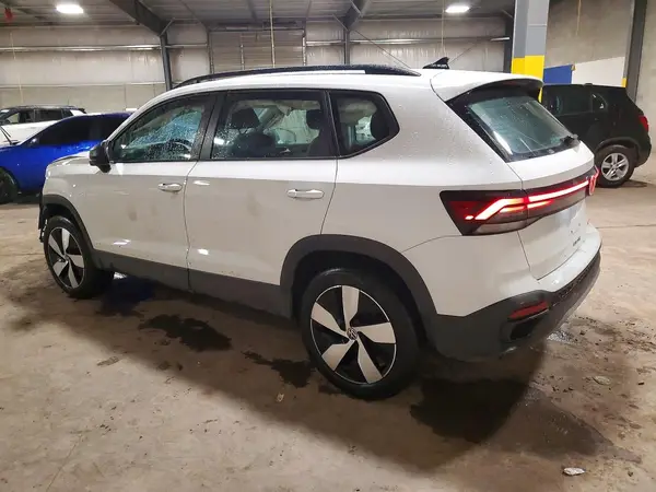3VV8C7B27TM019732 2026 VOLKSWAGEN TAOS - Image 2