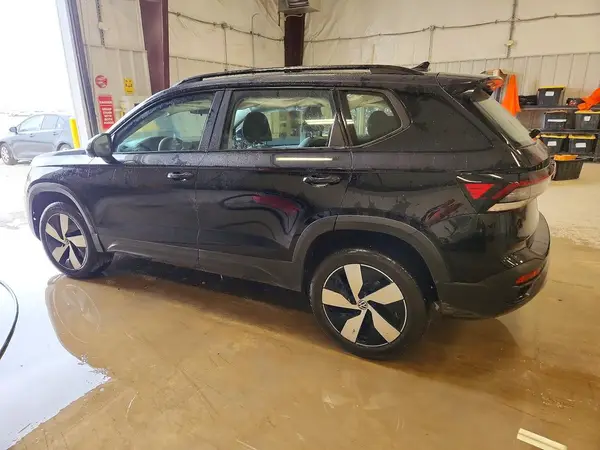 3VV8C7B27TM033291 2026 VOLKSWAGEN TAOS - Image 2