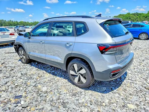 3VV8C7B28SM062779 2025 VOLKSWAGEN TAOS - Image 2