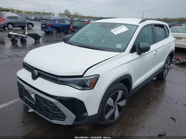 3VV8C7B29SM068557 2025 VOLKSWAGEN TAOS - Image 2