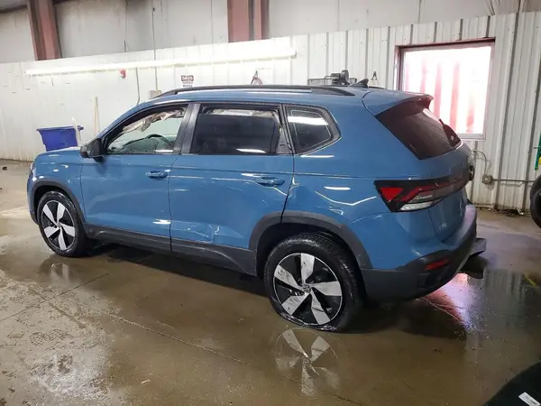 3VV8C7B2XSM060290 2025 VOLKSWAGEN TAOS - Image 2