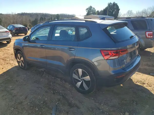 3VV8X7B20RM062645 2024 VOLKSWAGEN TAOS - Image 2