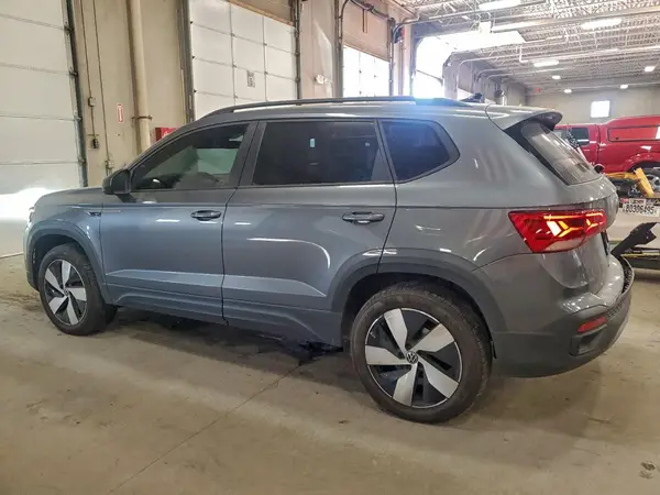 3VV8X7B20RM081647 2024 VOLKSWAGEN TAOS - Image 2