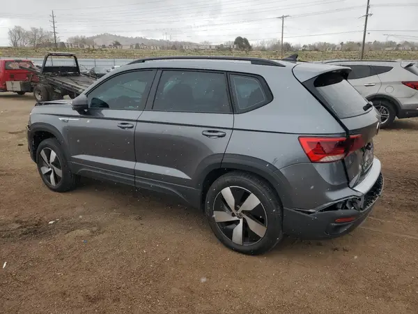 3VV8X7B21RM119421 2024 VOLKSWAGEN TAOS - Image 2