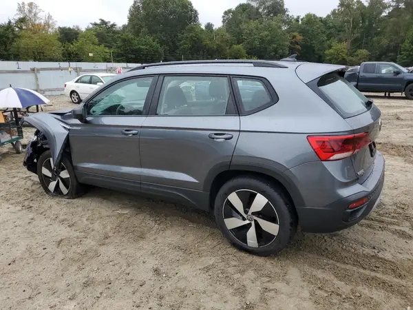 3VV8X7B22RM060654 2024 VOLKSWAGEN TAOS - Image 2