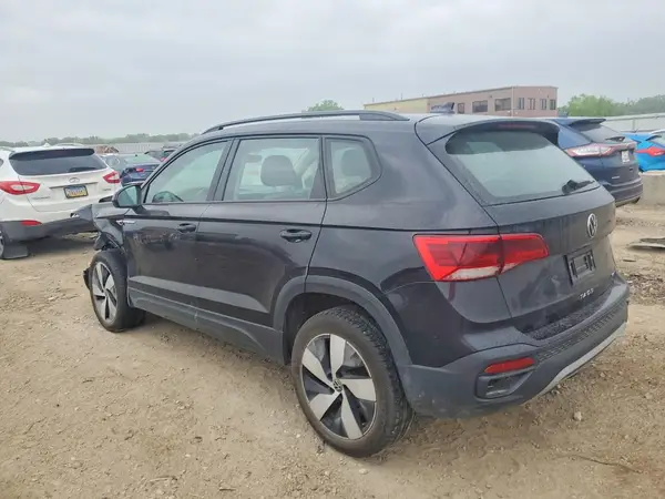 3VV8X7B22RM112297 2024 VOLKSWAGEN TAOS - Image 2