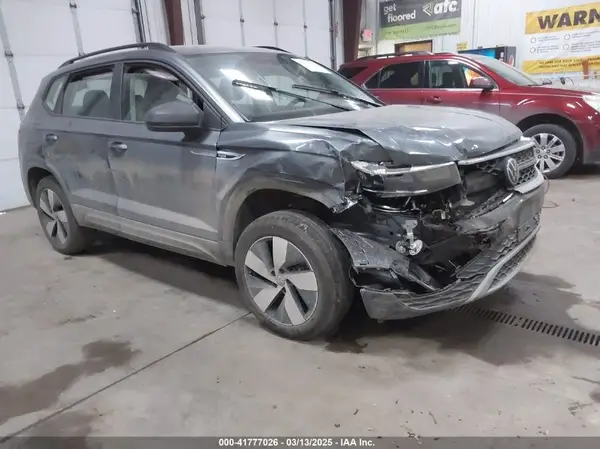 3VV8X7B24RM112026 2024 VOLKSWAGEN TAOS - Image 1