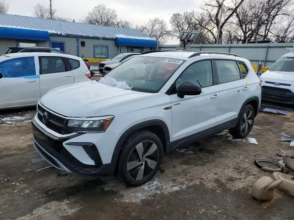 3VV8X7B24RM117842 2024 VOLKSWAGEN TAOS - Image 1