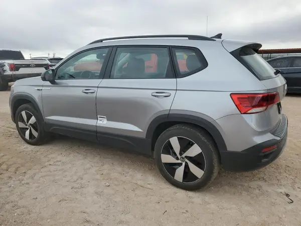 3VV8X7B25RM097455 2024 VOLKSWAGEN TAOS - Image 2