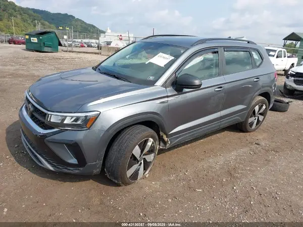 3VV8X7B26RM017743 2024 VOLKSWAGEN TAOS - Image 2