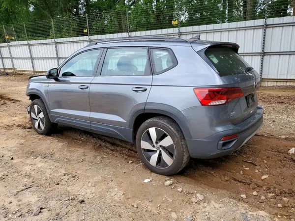 3VV8X7B26RM046983 2024 VOLKSWAGEN TAOS - Image 2